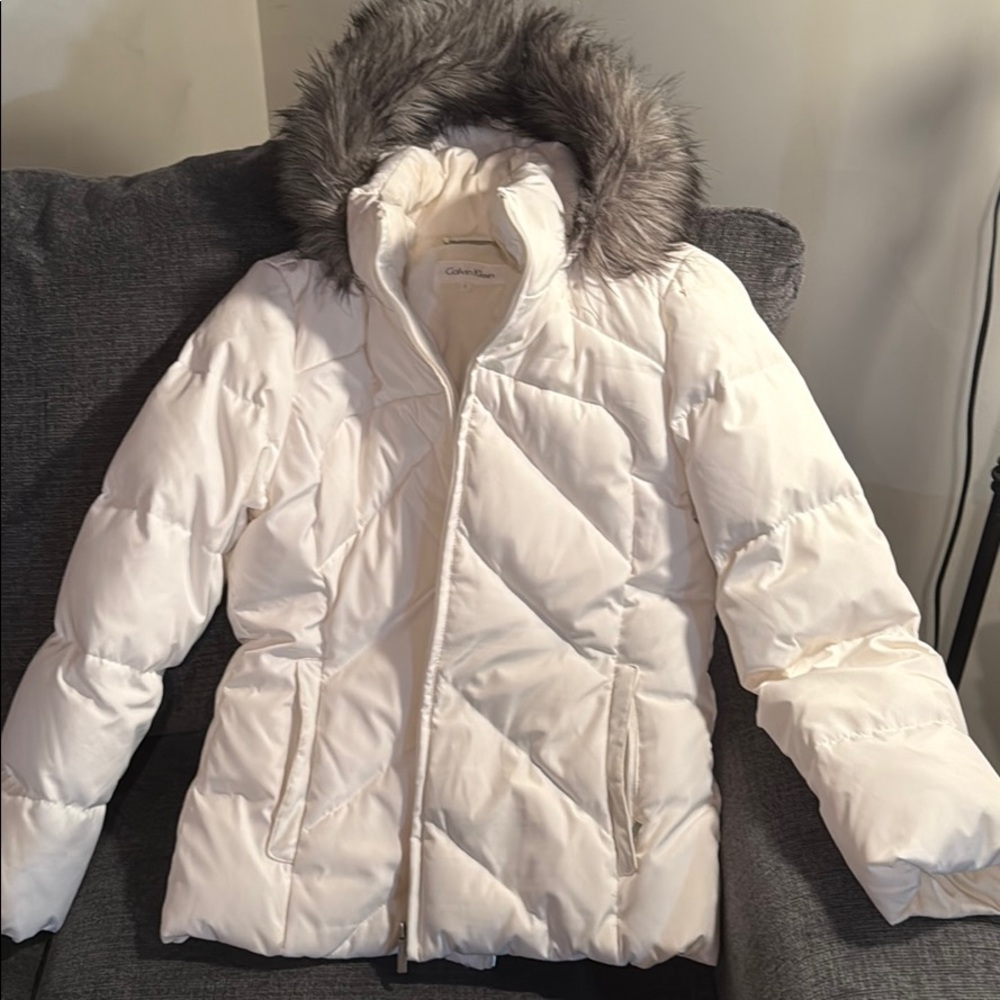 Women’s winter coat. Calvin Klein